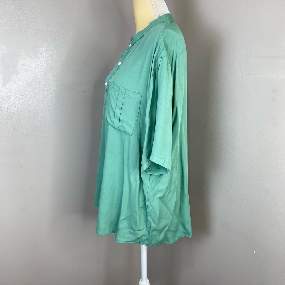 Women Green Buttons Front Sz 2XL Top - Picture 3 of 9